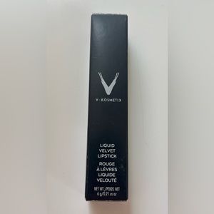V. Kosmetik, liquid velvet lipstick in Bubbly